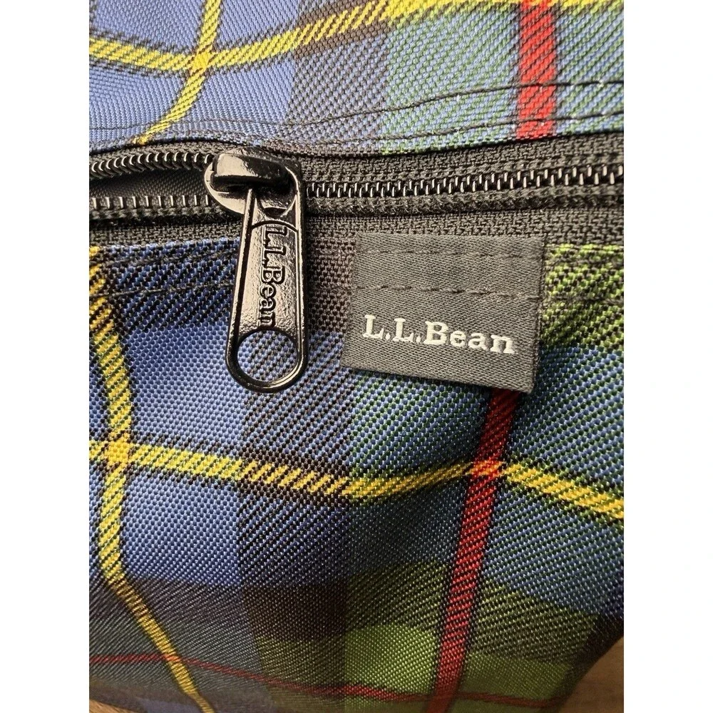 LL BEAN Hanging Travel Toiletry Bag Personal Organizer Plaid Multi-Color Bag